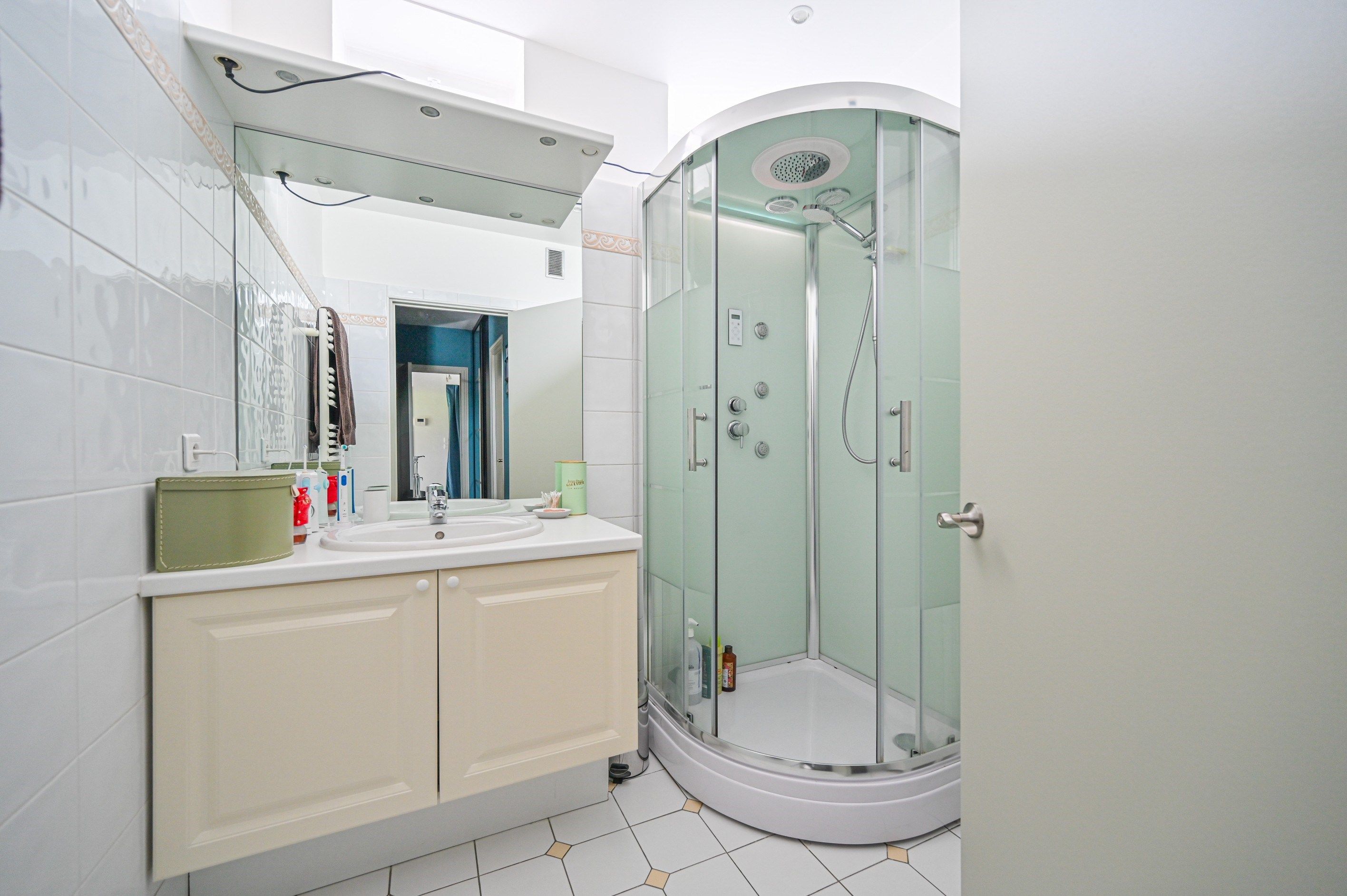 appartement 2 Pièces en vente sur NEUILLY SUR SEINE (92200)