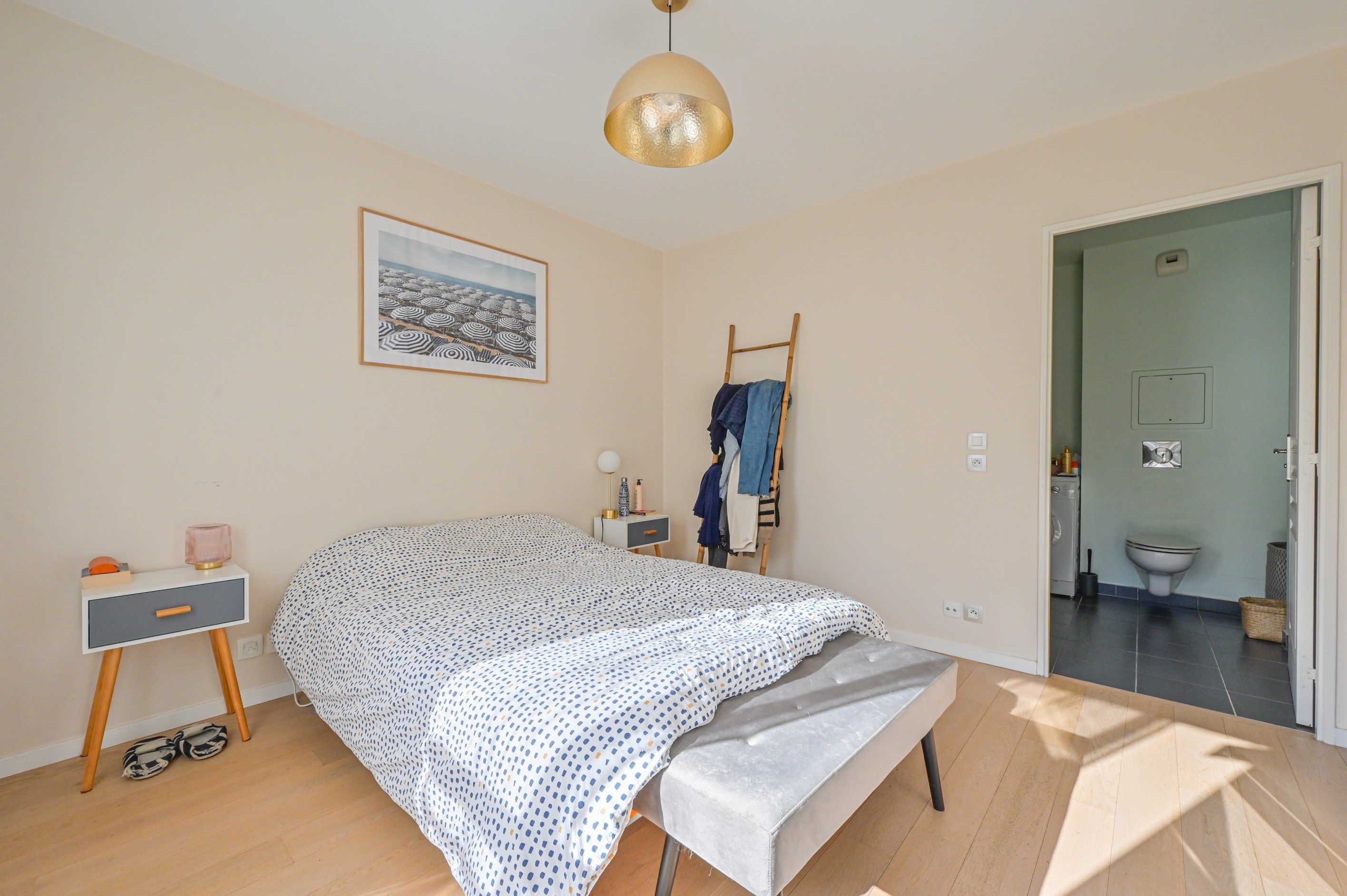 appartement 3 Pièces en vente sur COURBEVOIE (92400)