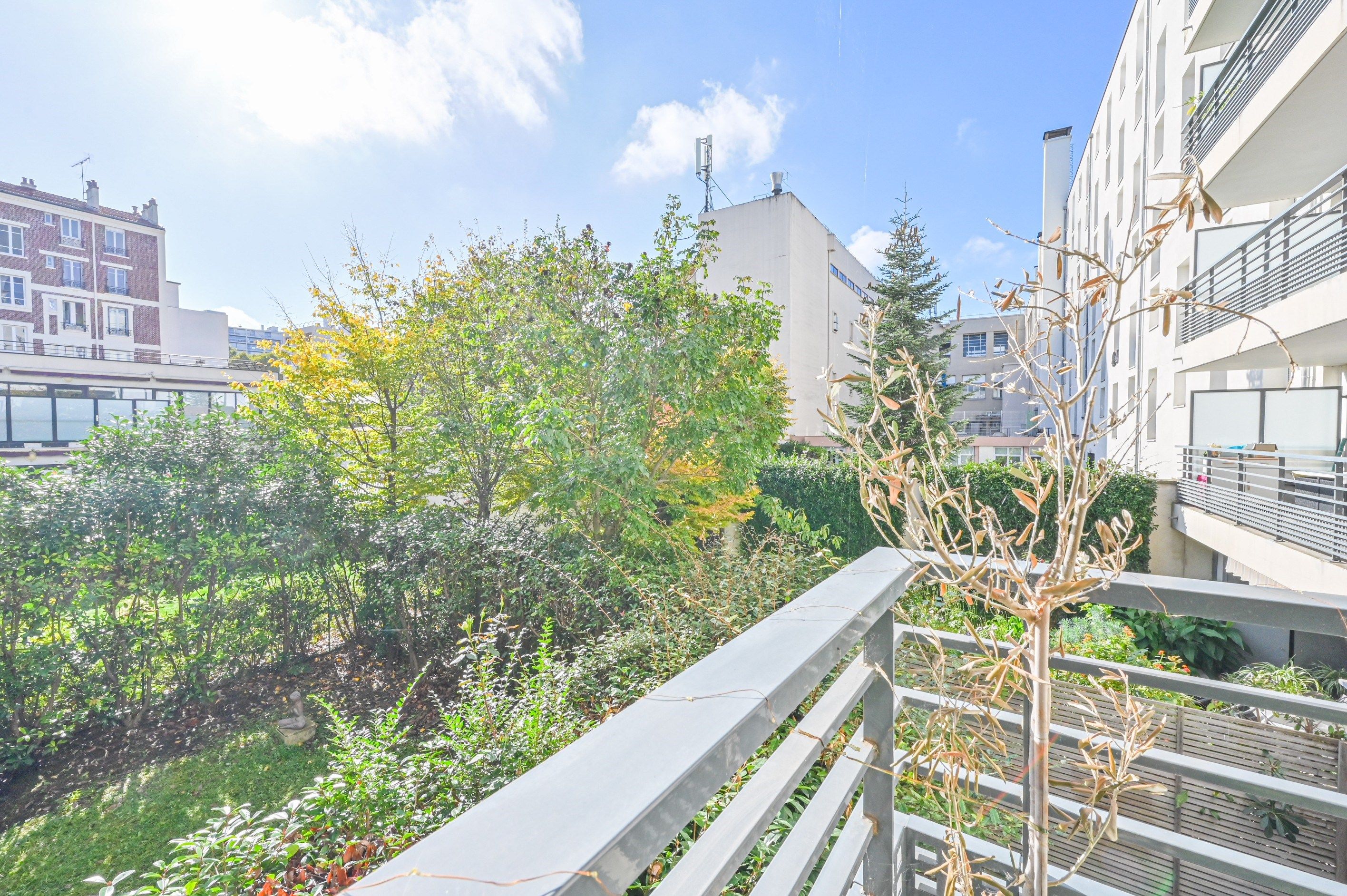 appartement 3 Pièces en vente sur COURBEVOIE (92400)