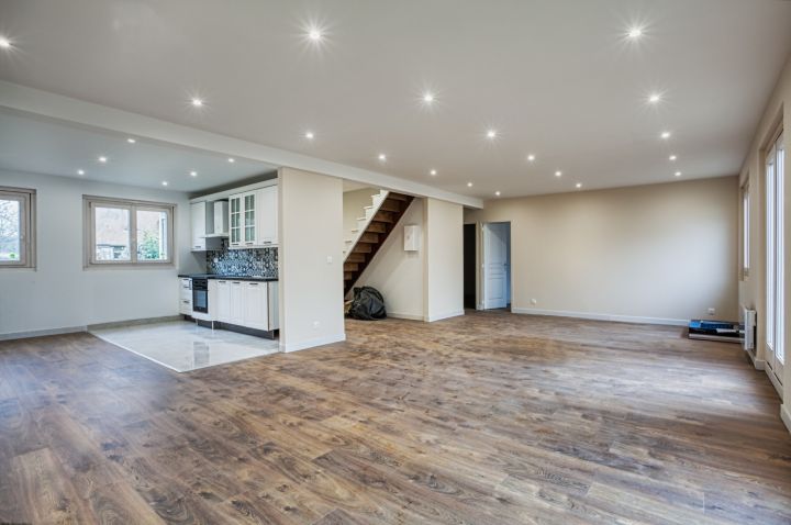 Vente Maison Lévis-Saint-Nom 5&nbsp;Pièces 128&nbsp;m²