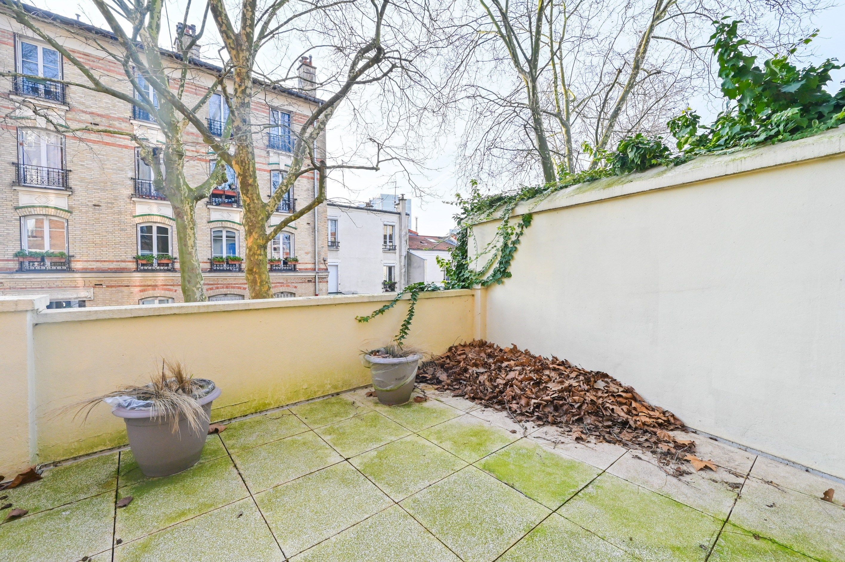 appartement 2 Pièces en vente sur LES LILAS (93260)