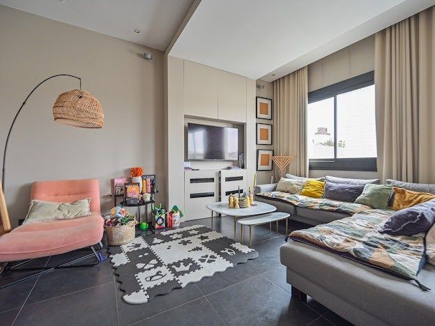 appartement 4 Pièces en vente sur LEVALLOIS PERRET (92300)