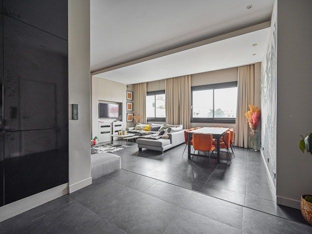 appartement 4 Pièces en vente sur LEVALLOIS PERRET (92300)