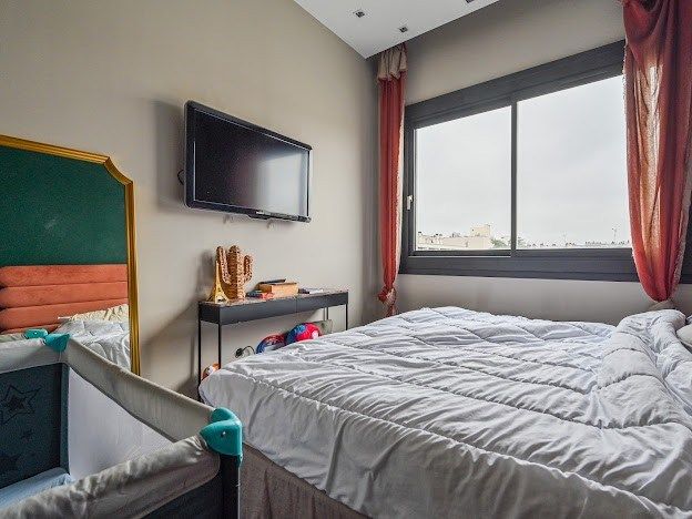 appartement 4 Pièces en vente sur LEVALLOIS PERRET (92300)