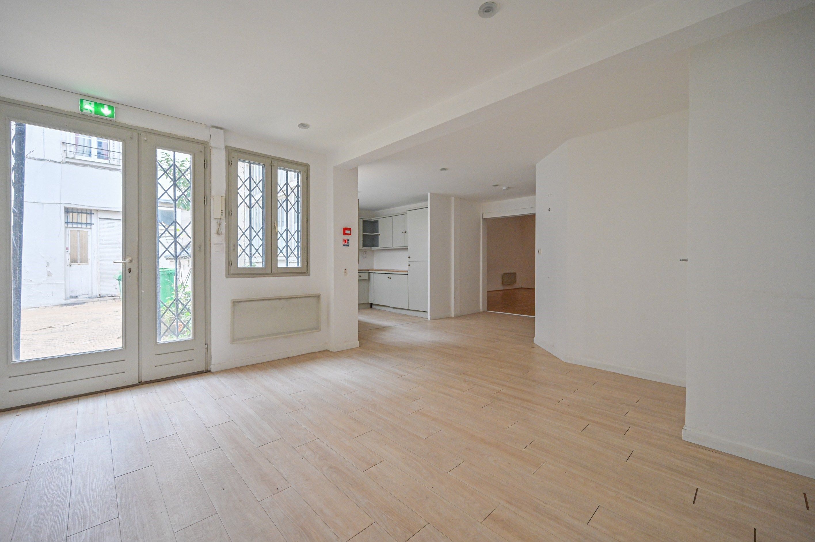 atelier d'artiste 4 Pièces en vente sur PARIS (75017)