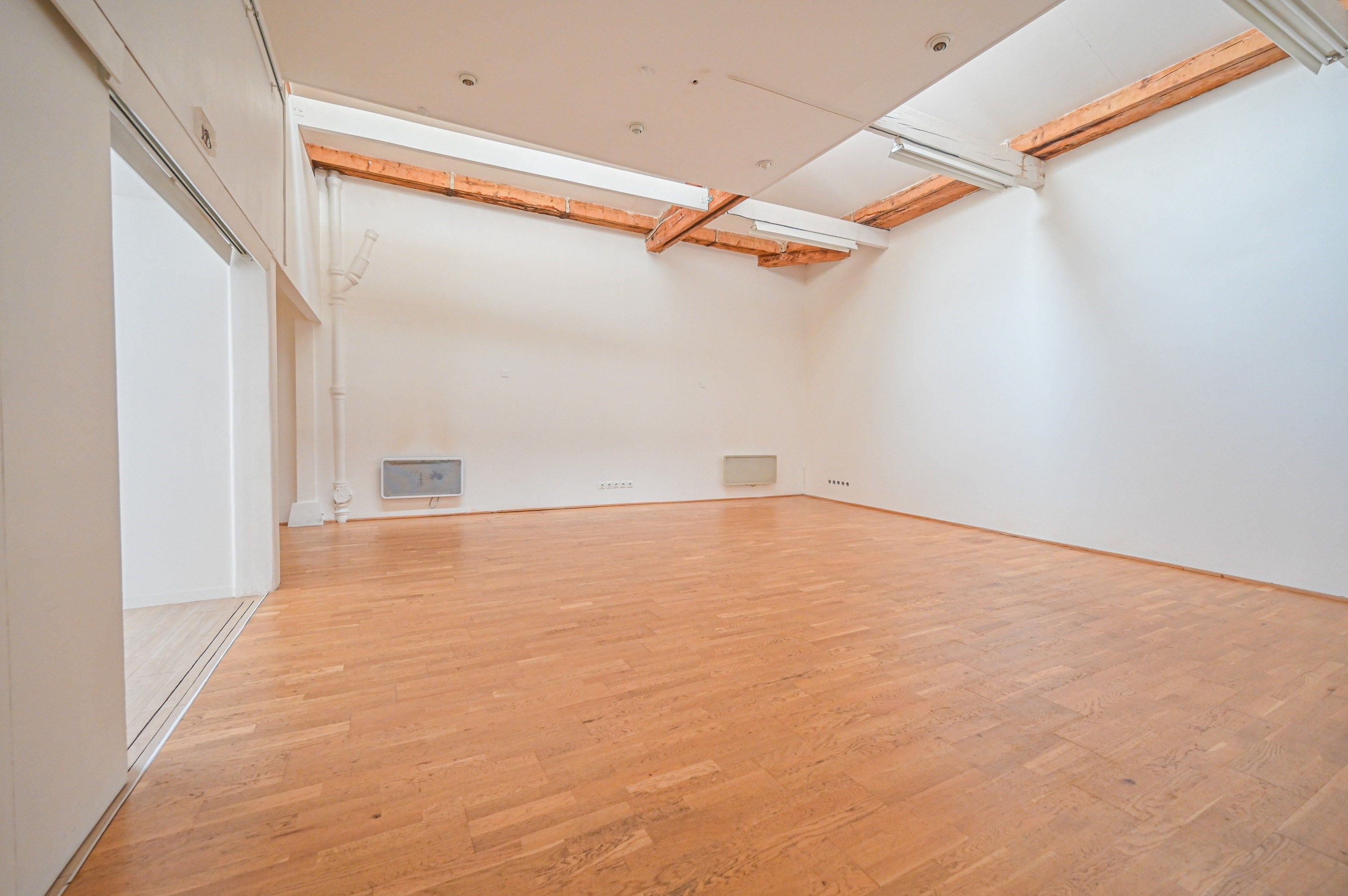 atelier d'artiste 4 Pièces en vente sur PARIS (75017)