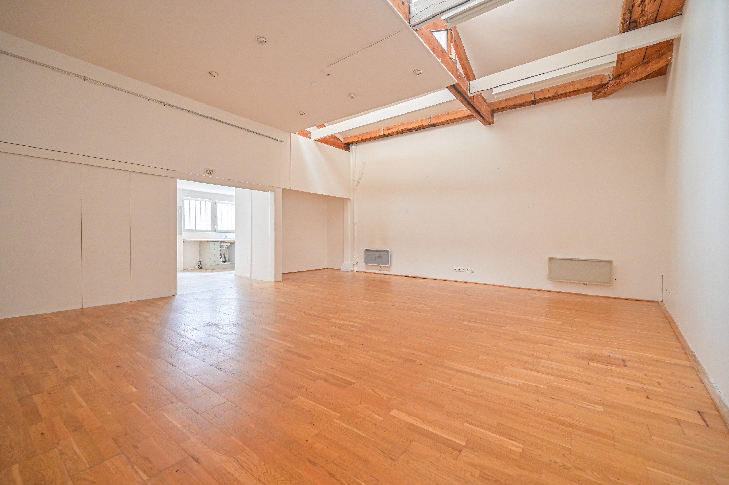 atelier d'artiste 4 Pièces en vente sur PARIS (75017)