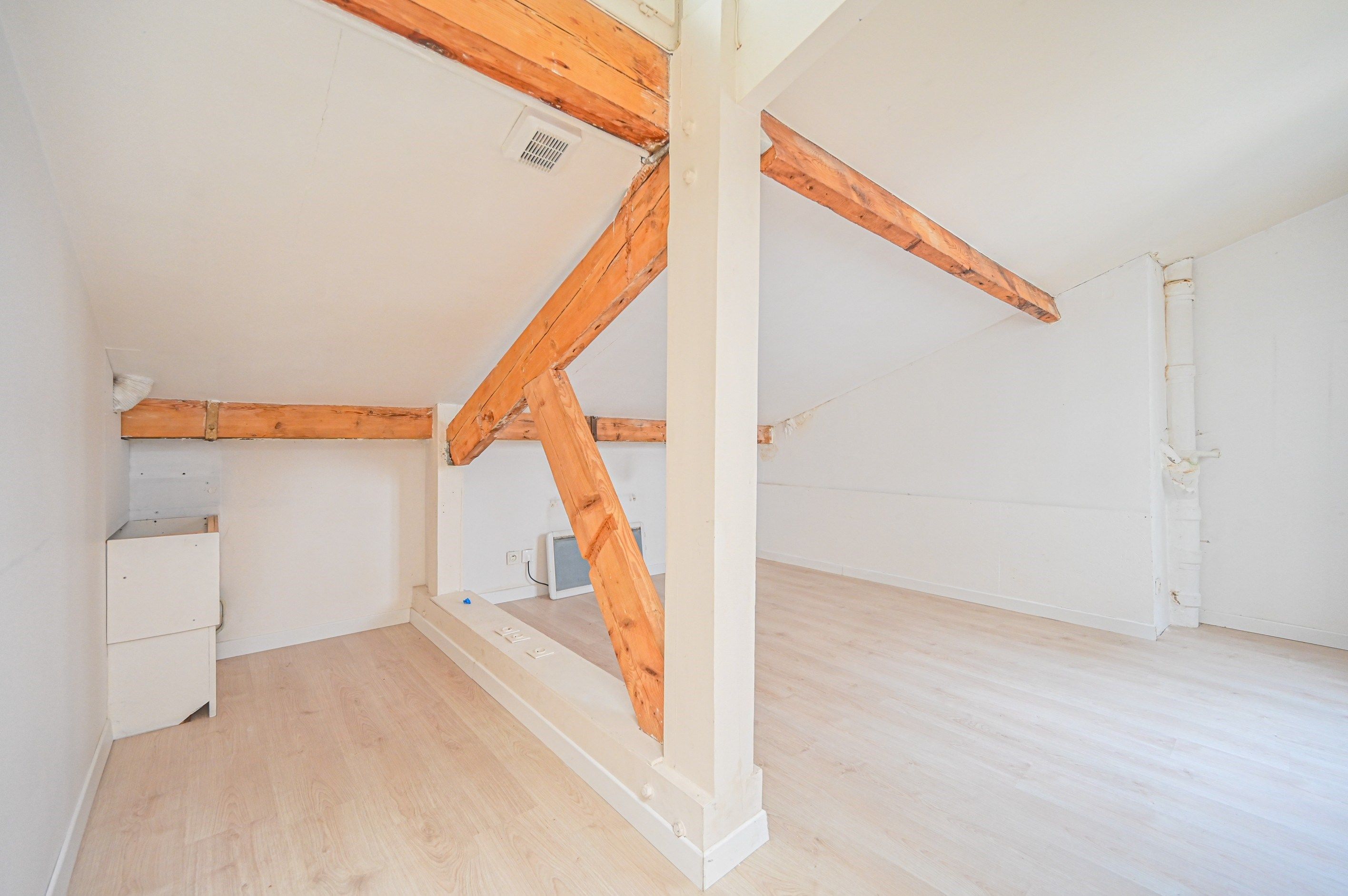 atelier d'artiste 4 Pièces en vente sur PARIS (75017)