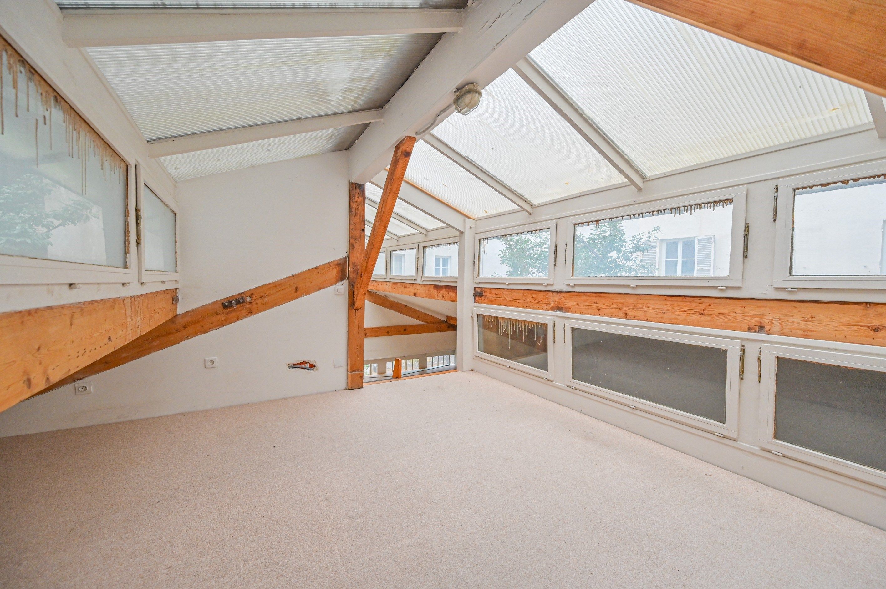 atelier d'artiste 4 Pièces en vente sur PARIS (75017)