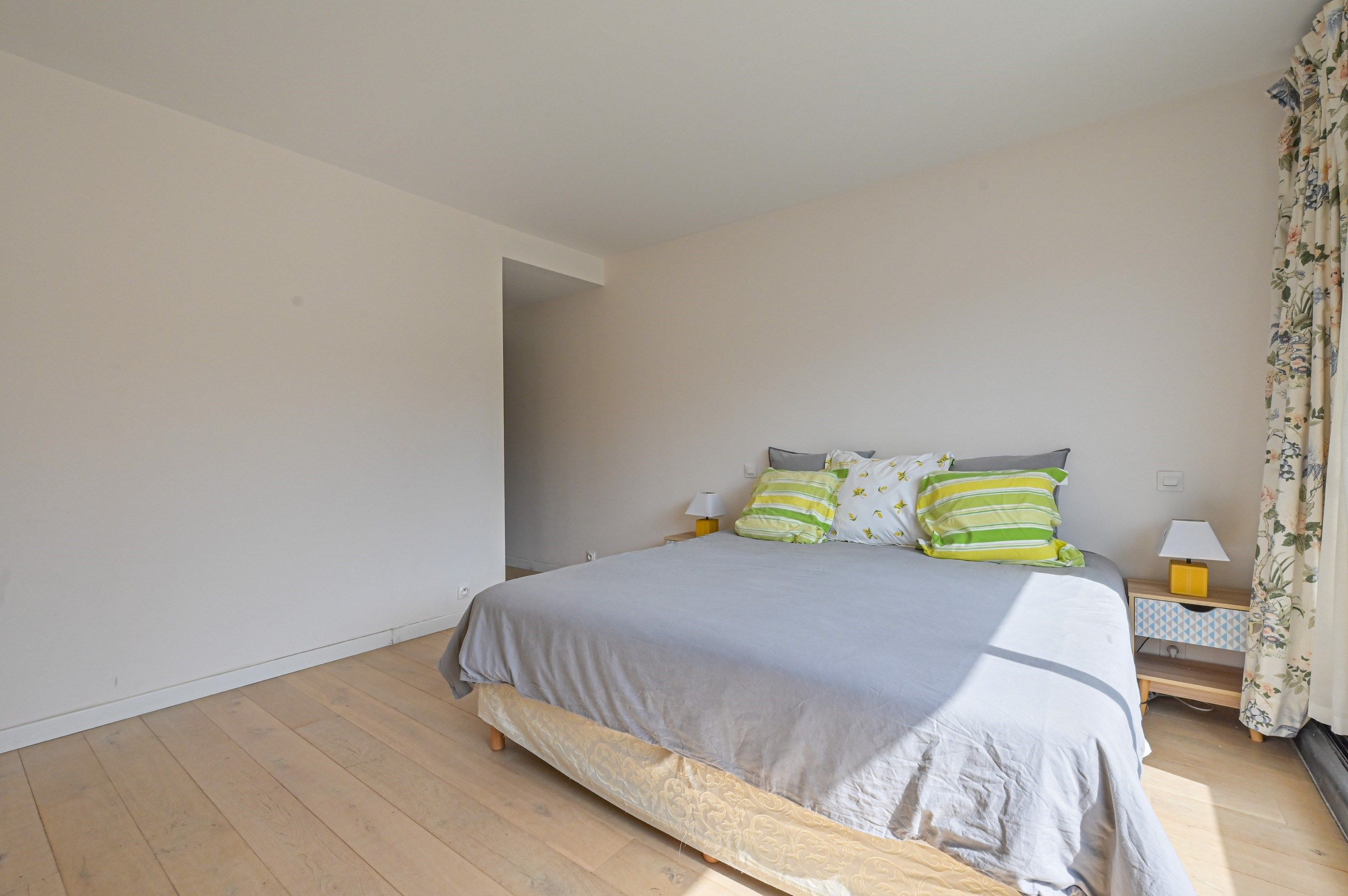 appartement 2 Pièces en vente sur PARIS (75016)