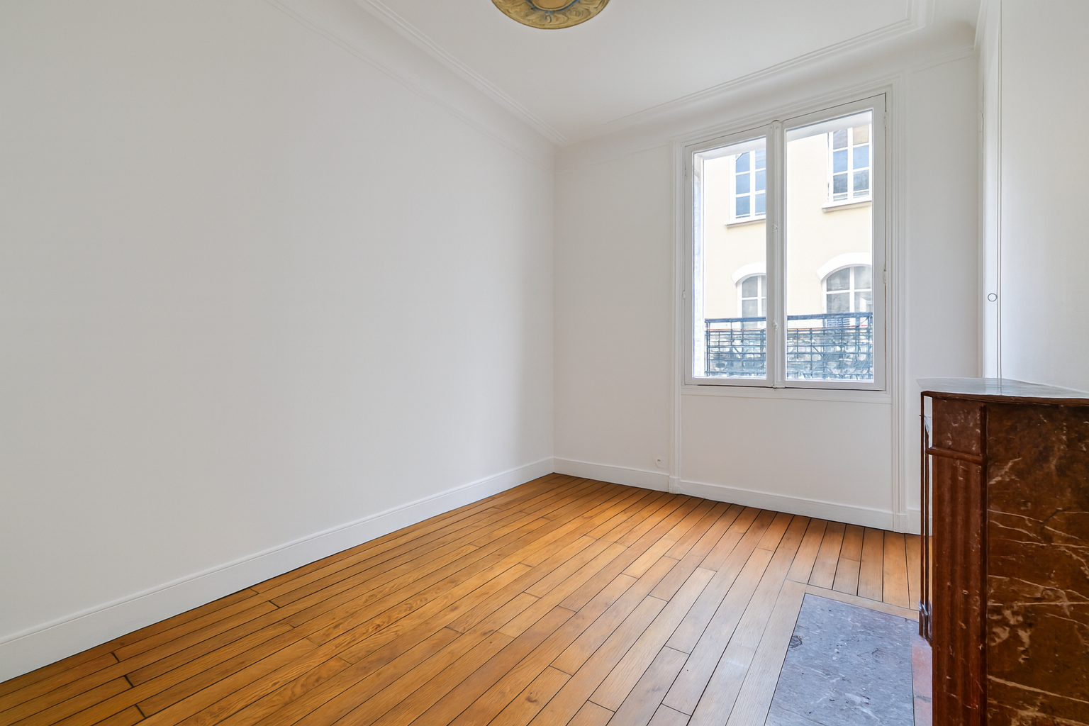 appartement 4 Pièces en vente sur LEVALLOIS PERRET (92300)