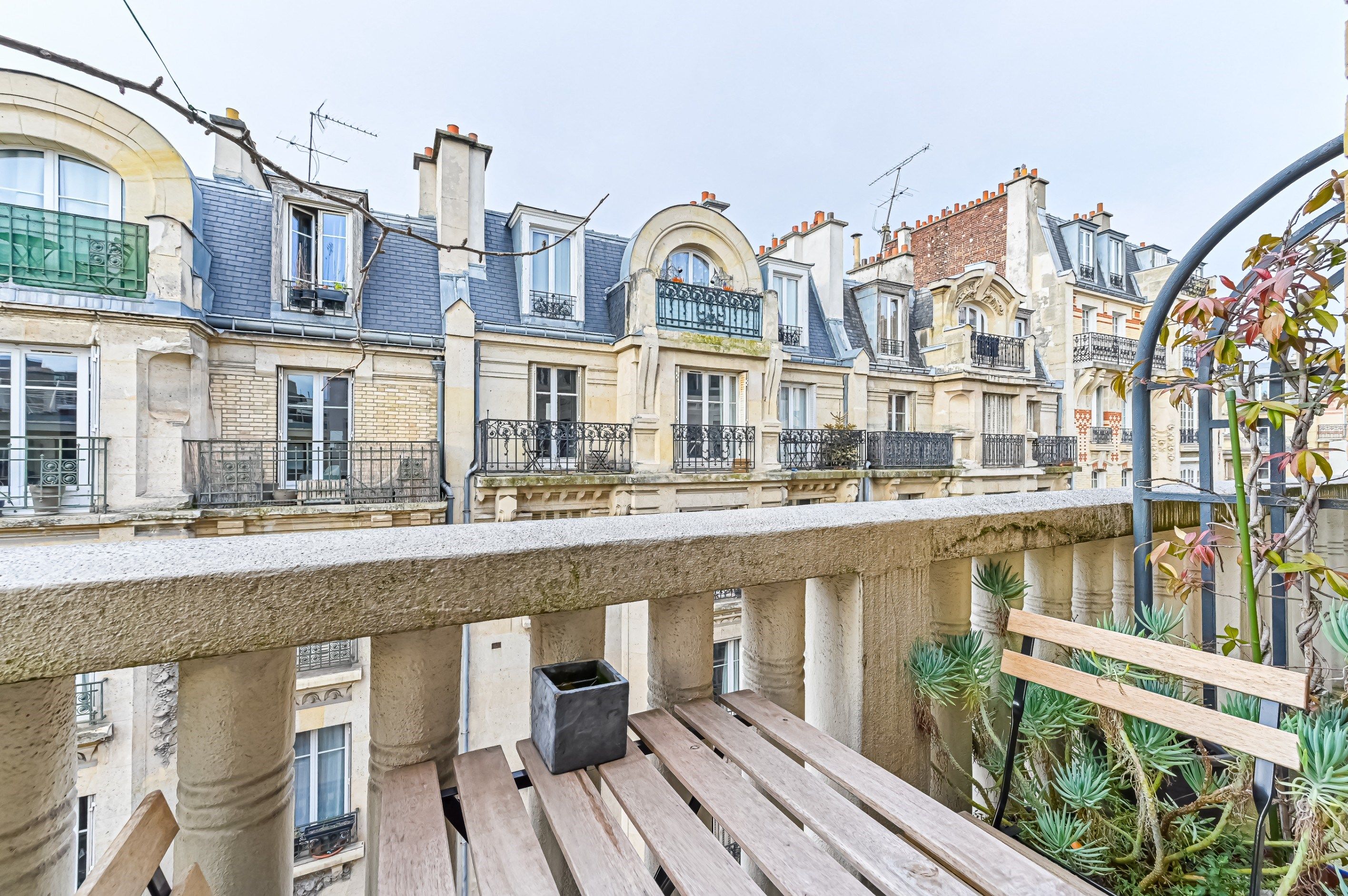 appartement 2 Pièces en location sur PARIS (75015)