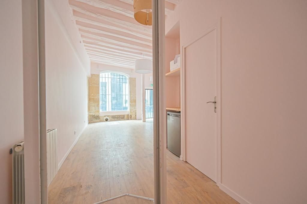 atelier d'artiste 2 Pièces en vente sur PARIS (75003)