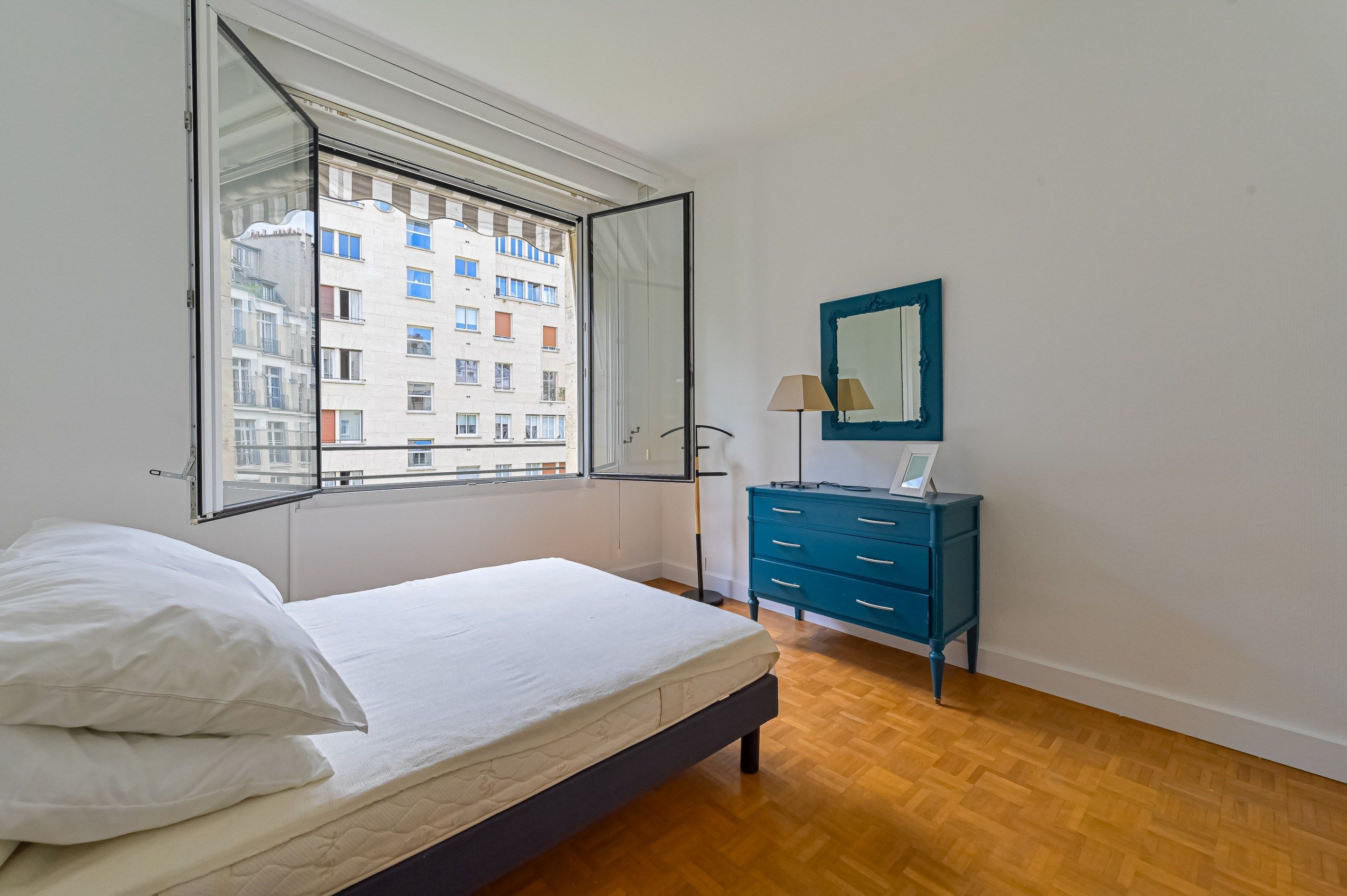 appartement 2 Pièces en vente sur PARIS (75016)