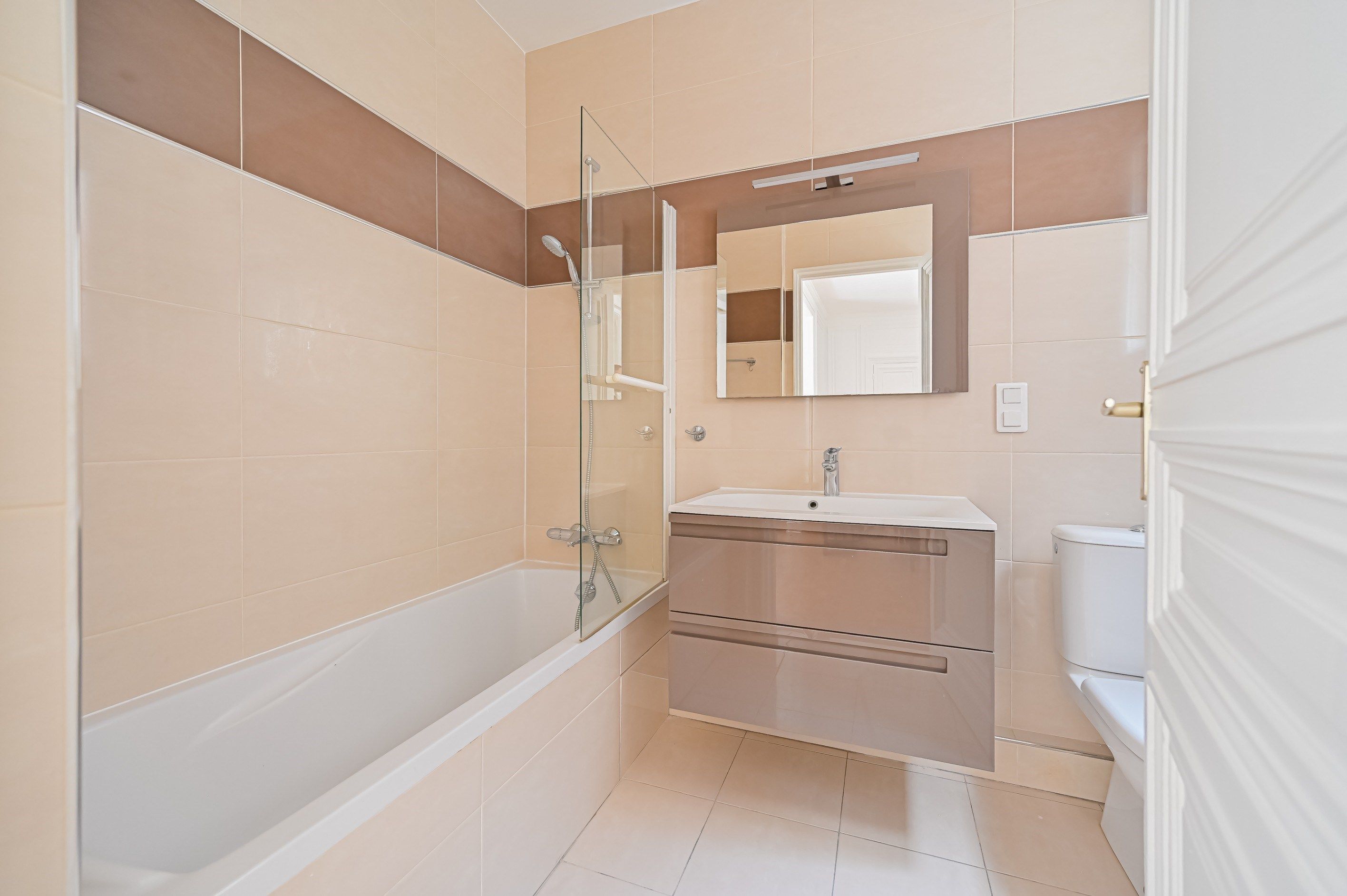 appartement 2 Pièces en vente sur PARIS (75016)