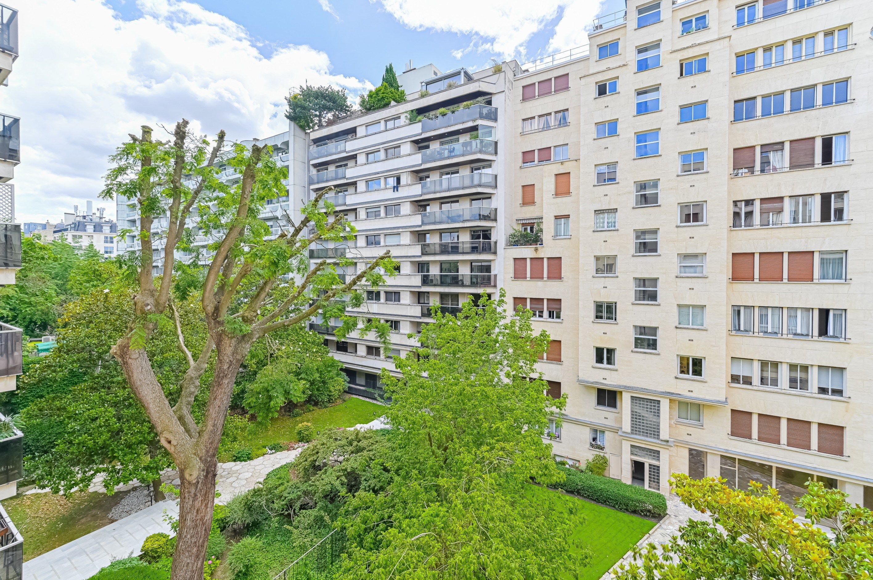 appartement 2 Pièces en vente sur PARIS (75016)