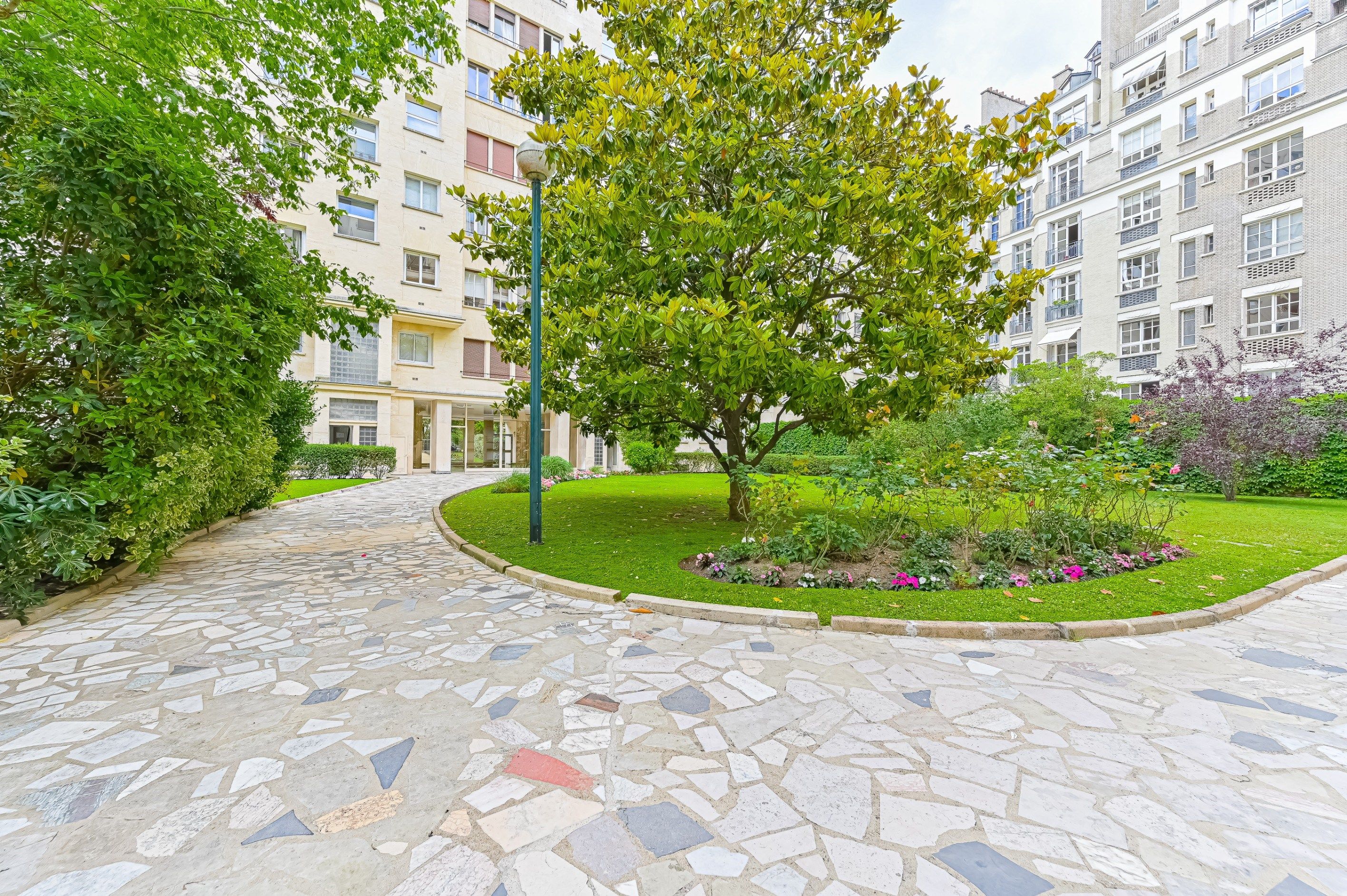 appartement 2 Pièces en vente sur PARIS (75016)