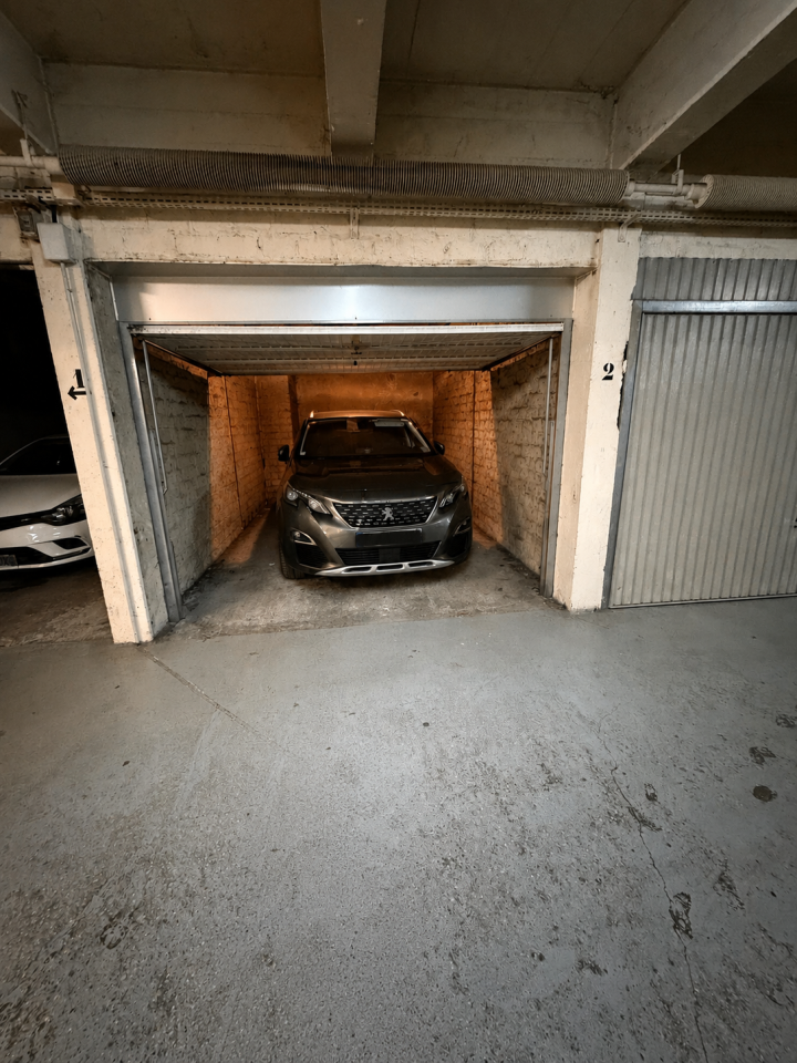 Vente Box Paris 16 20&nbsp;m²