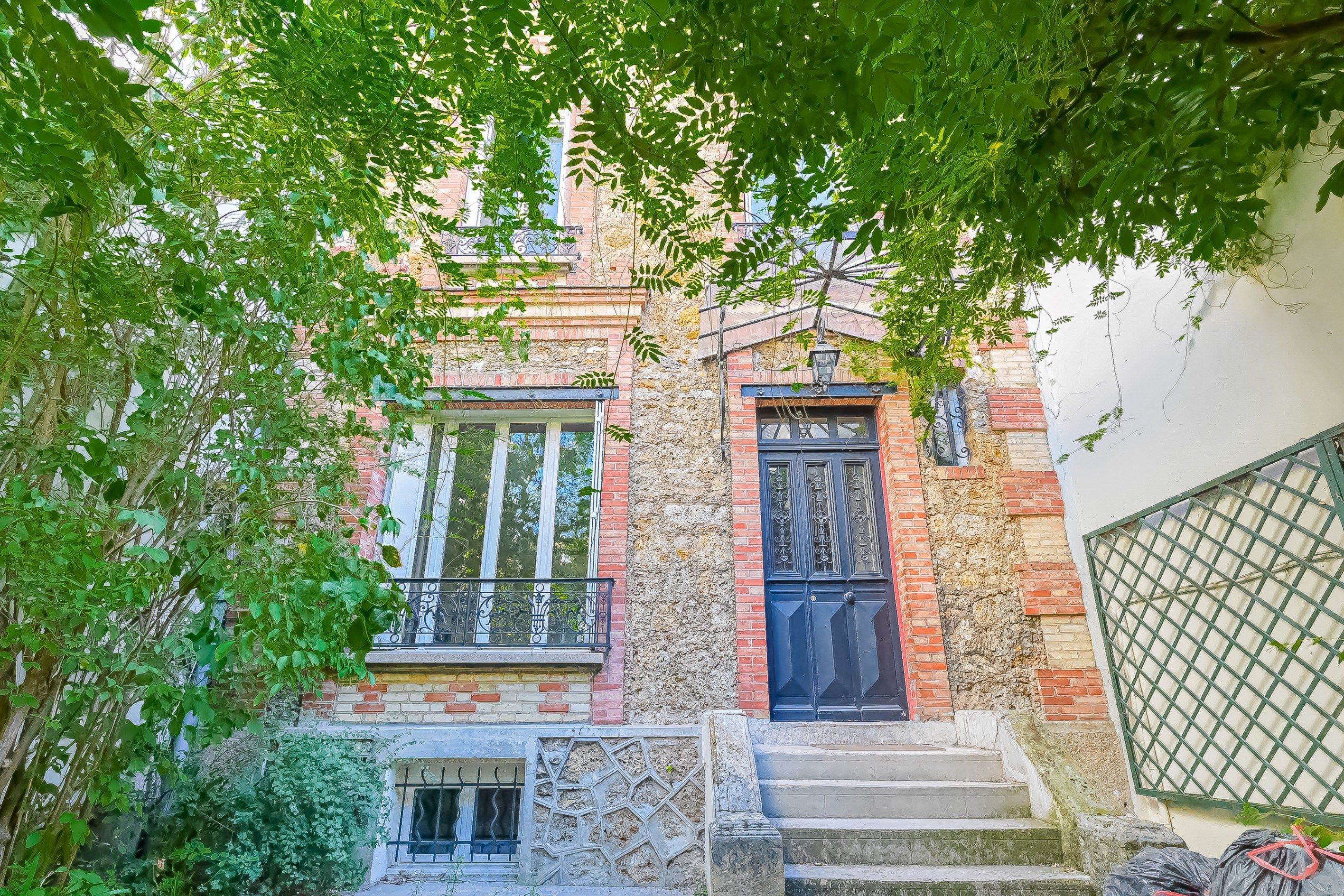 maison 7 Pièces en vente sur COURBEVOIE (92400)