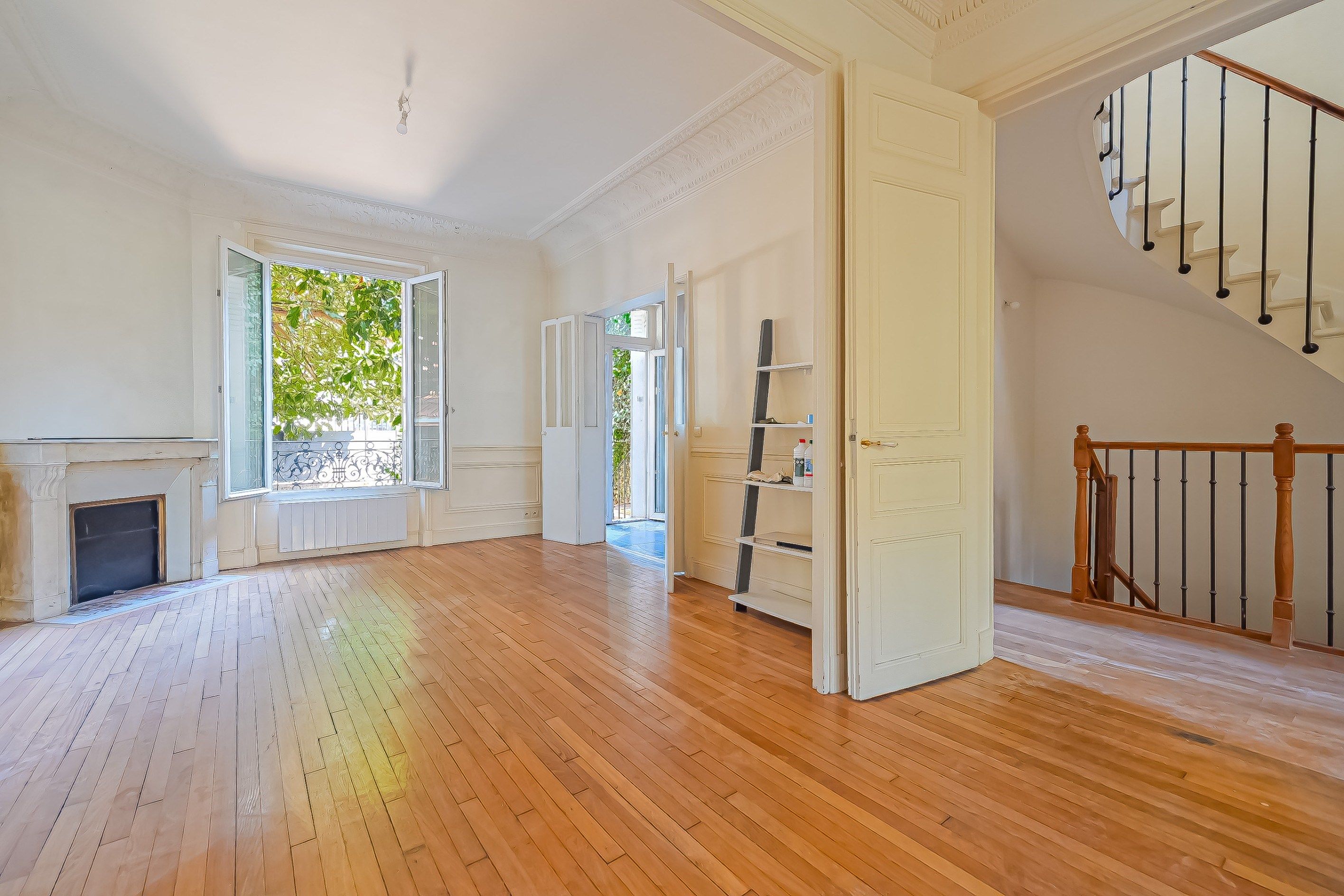 bureaux en vente sur COURBEVOIE (92400)